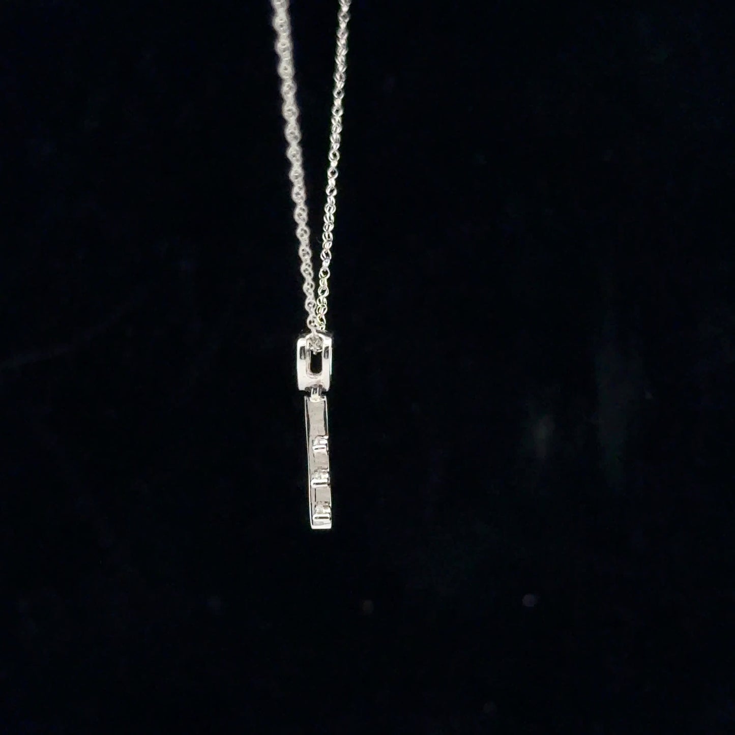 0.05ctw Moving Key - 10KW - Natural Diamond - 53123