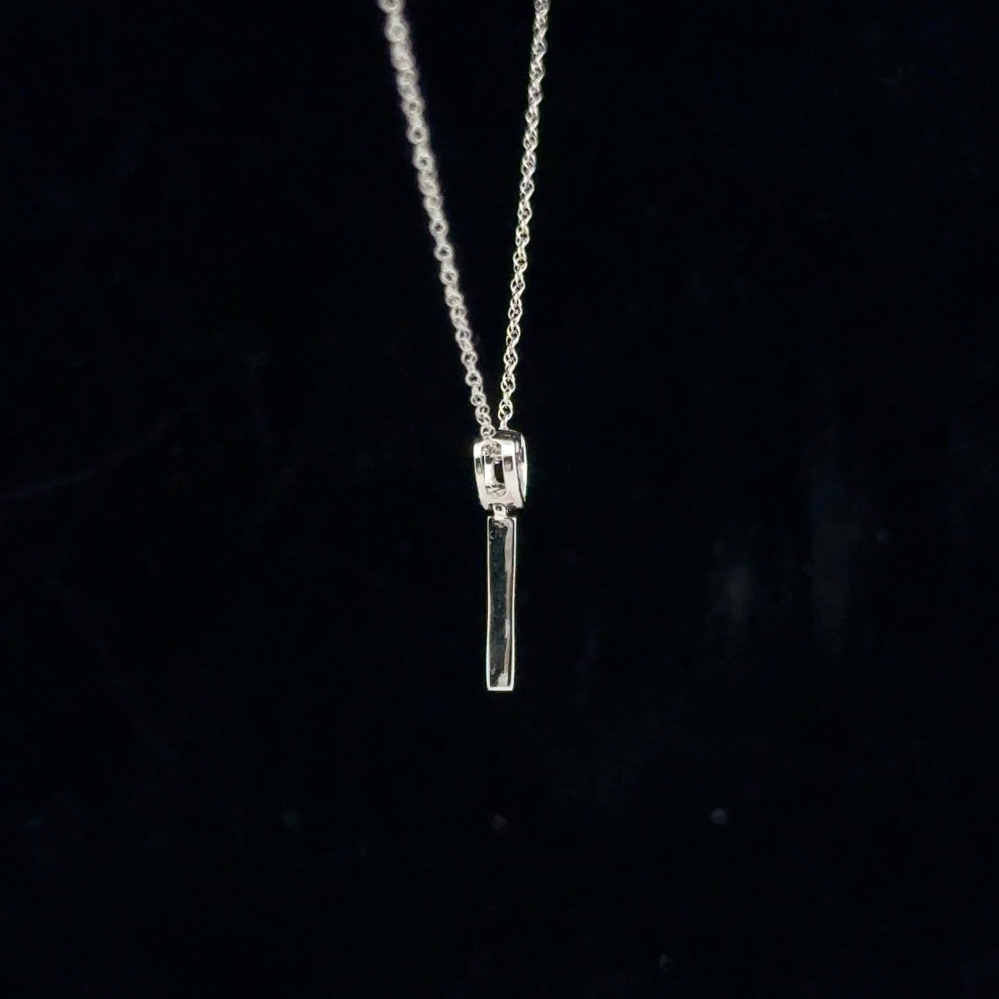 0.05ctw Moving Key - 10KW - Natural Diamond - 53123