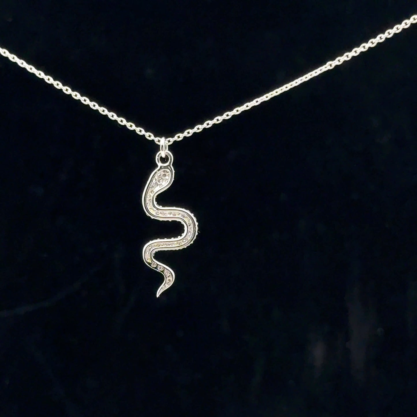0.22ctw H/I1 Snake Necklace - 14KW - Natural Diamond - 53129