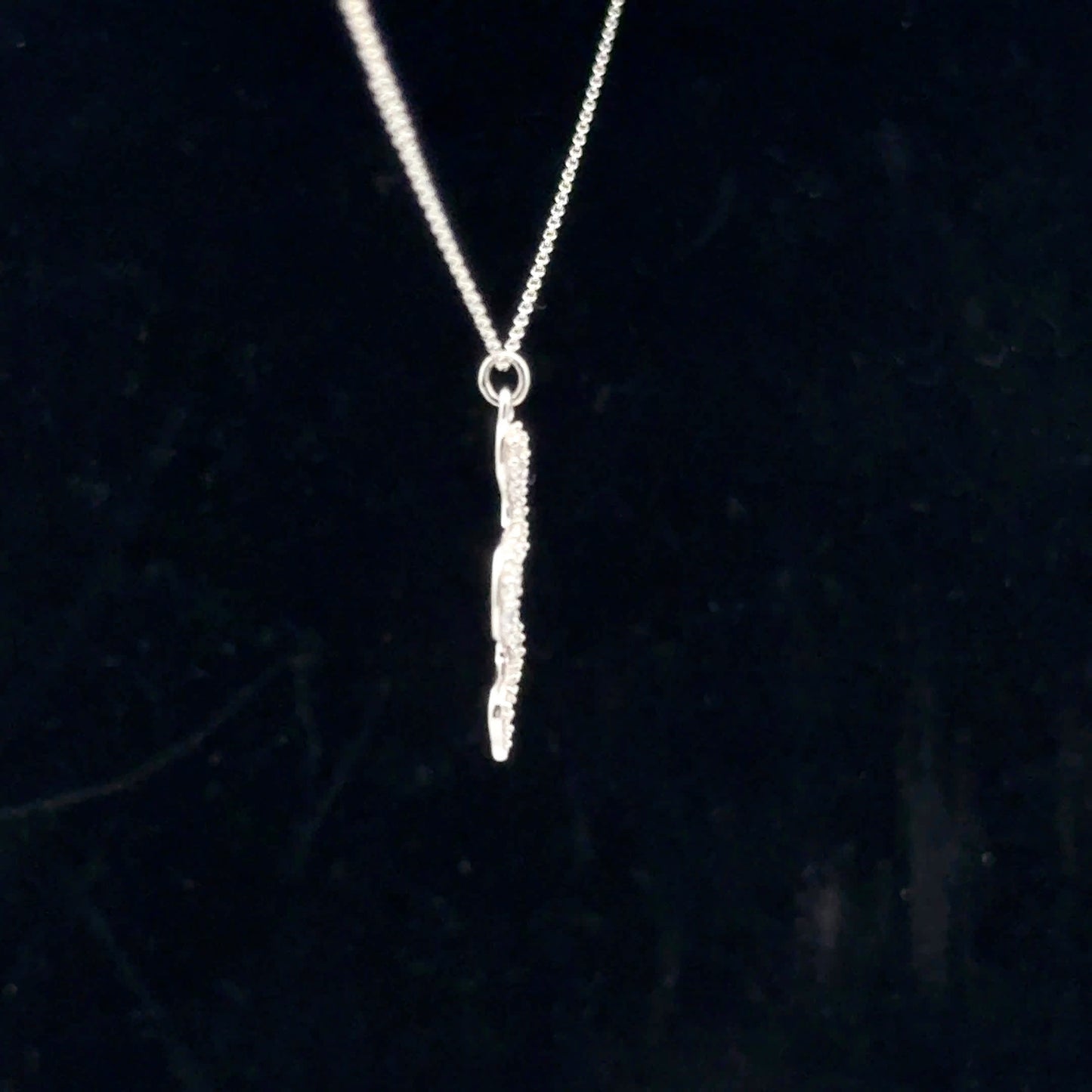 0.22ctw H/I1 Snake Necklace - 14KW - Natural Diamond - 53129