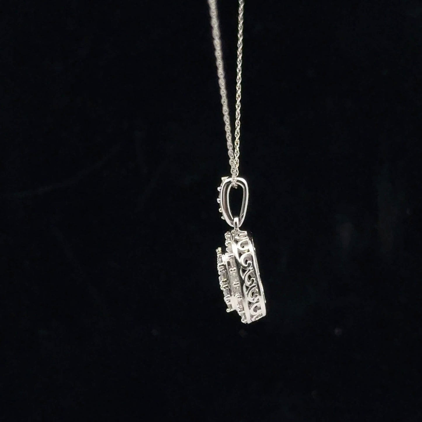 1ctw G/SI1 Squere Halo - 14KW - Natural Diamond - 53135