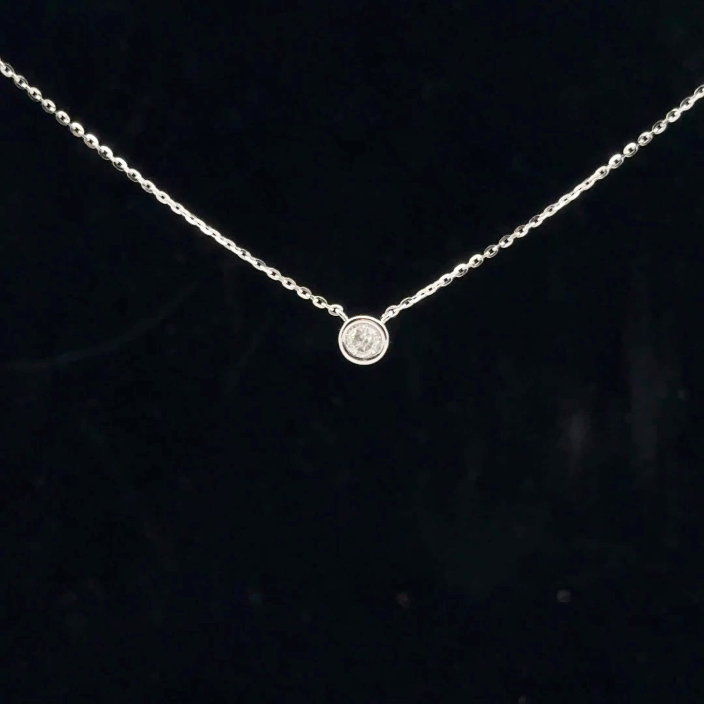 0.11ct G/Si2 Bezel Solitaire - 14KW - Natural Diamond - 53140