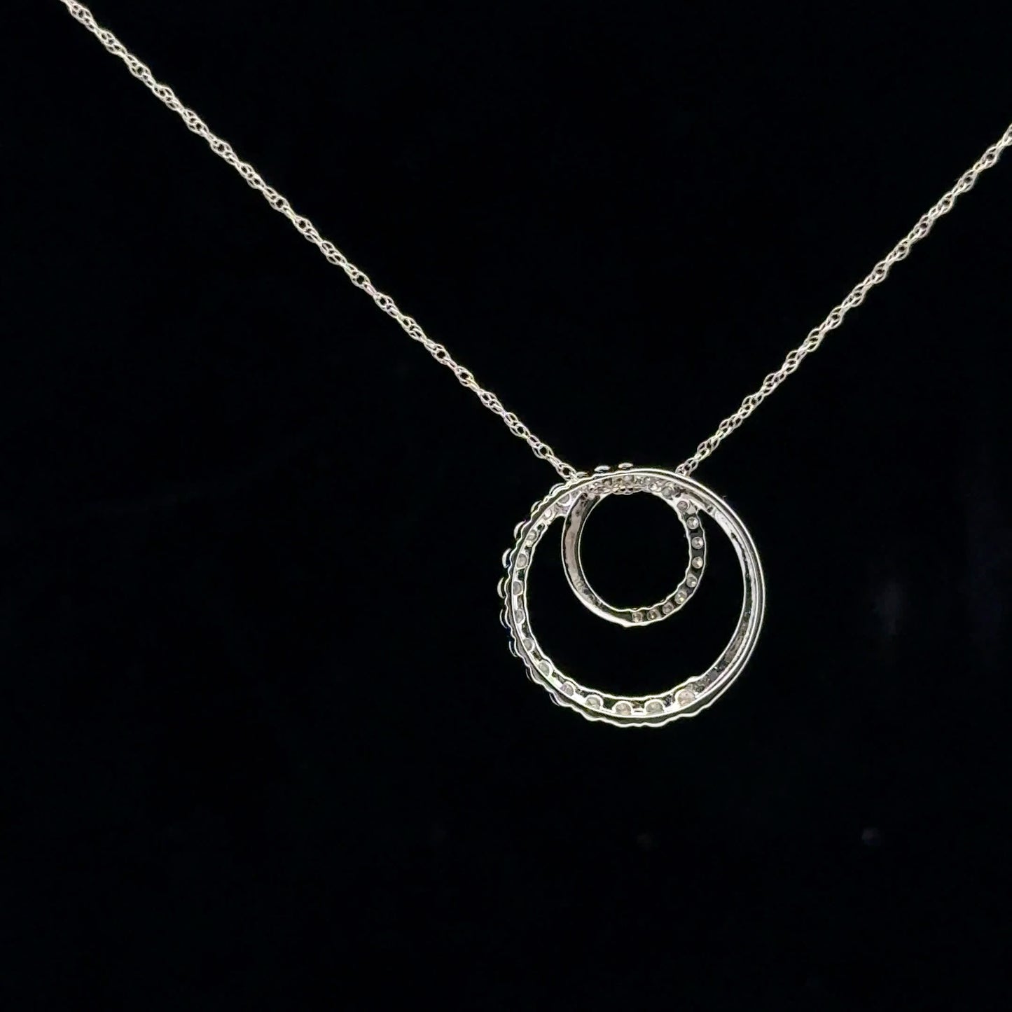 0.33ctw G/SI2 Loop - 10KW - Natural Diamond - 53147