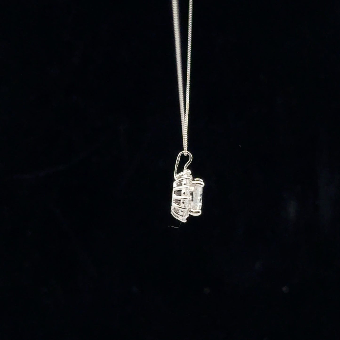 1.03ctw 0.83ct G/I1 Halo Solitaire - PT950 - Natural Diamond - 53153
