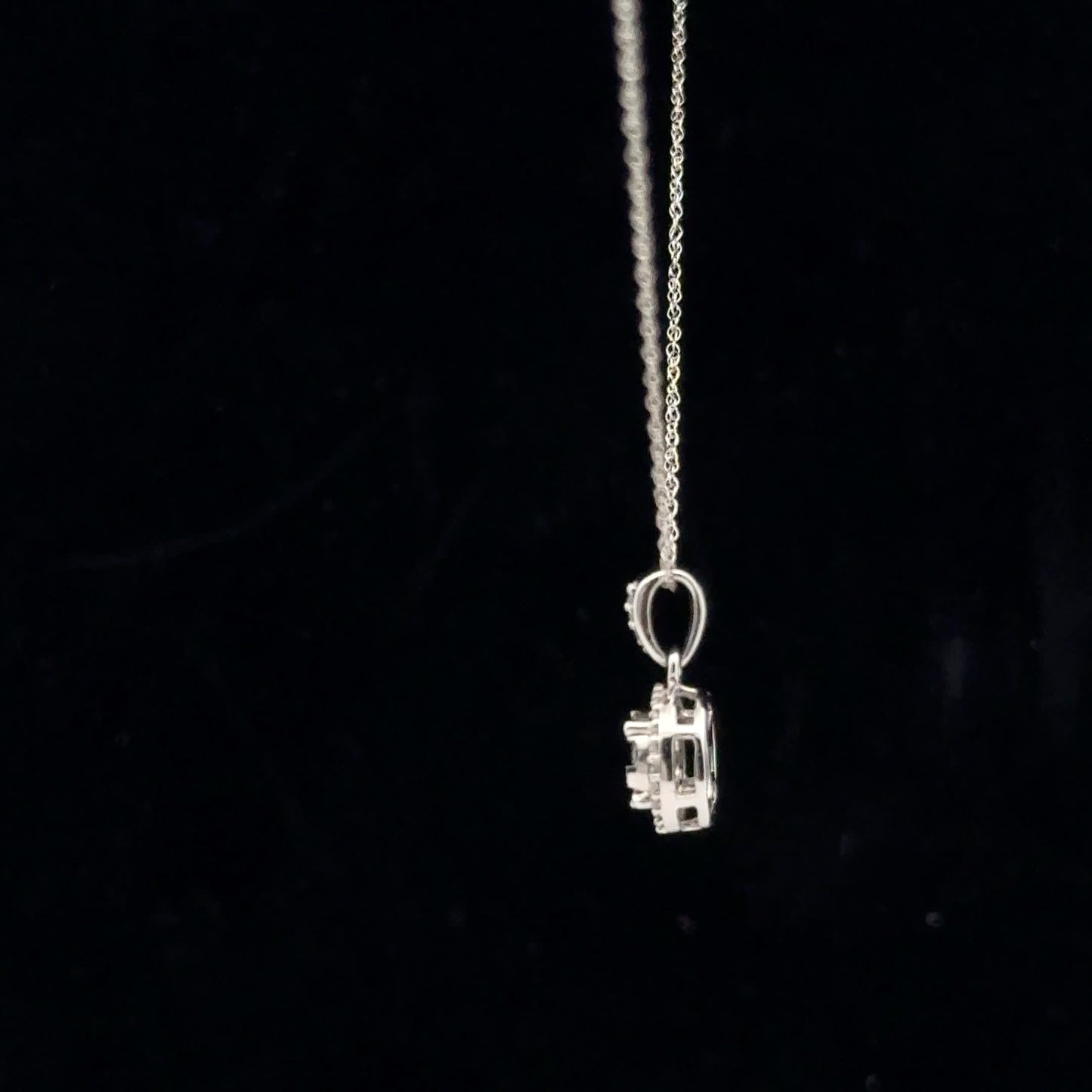0.25ctw H/I1 Miracle Halo - 10KW - Natural Diamond - 53155