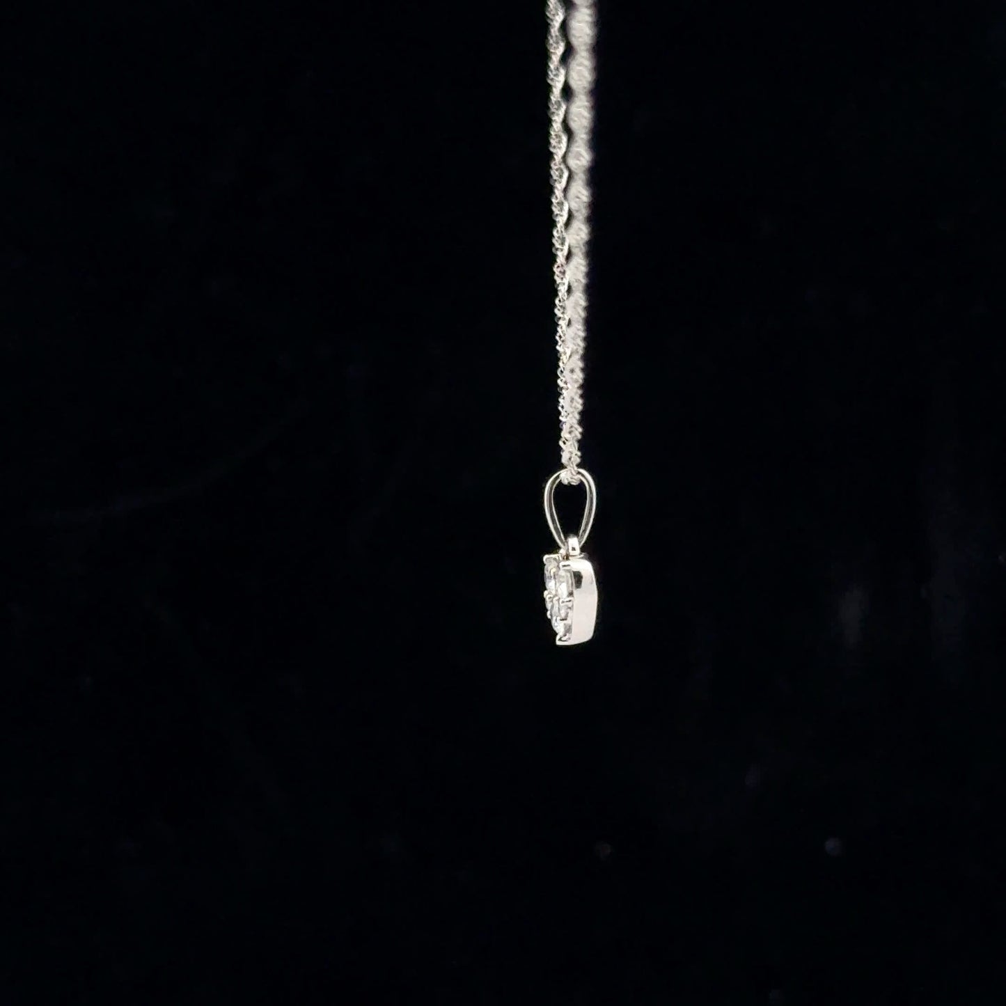 0.18ctw G/SI2 Heart - 14KW - Natural Diamond - 53156