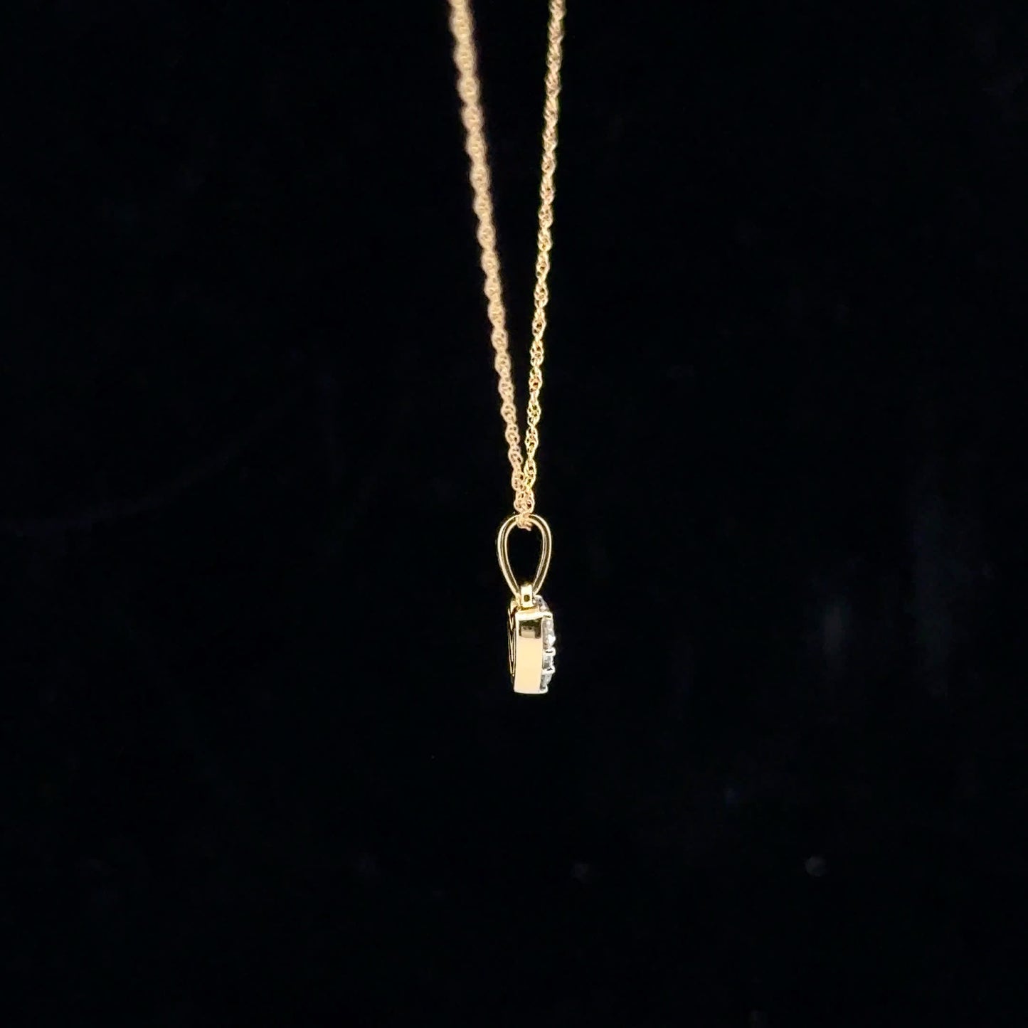 0.18ctw G/SI2 Heart - 14KY - Natural Diamond - 53157