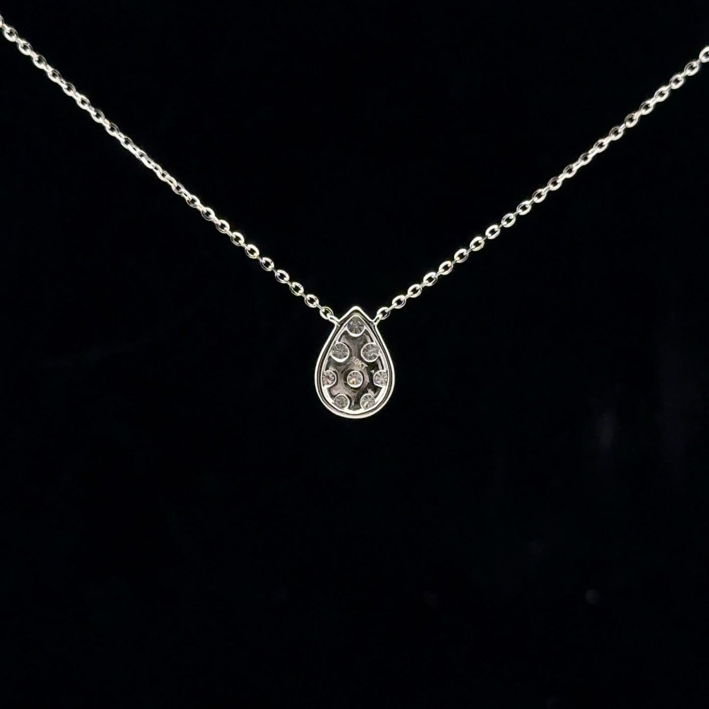 0.15ctw G/I1 Pear Halo - 10KW - Natural Diamond - 53160