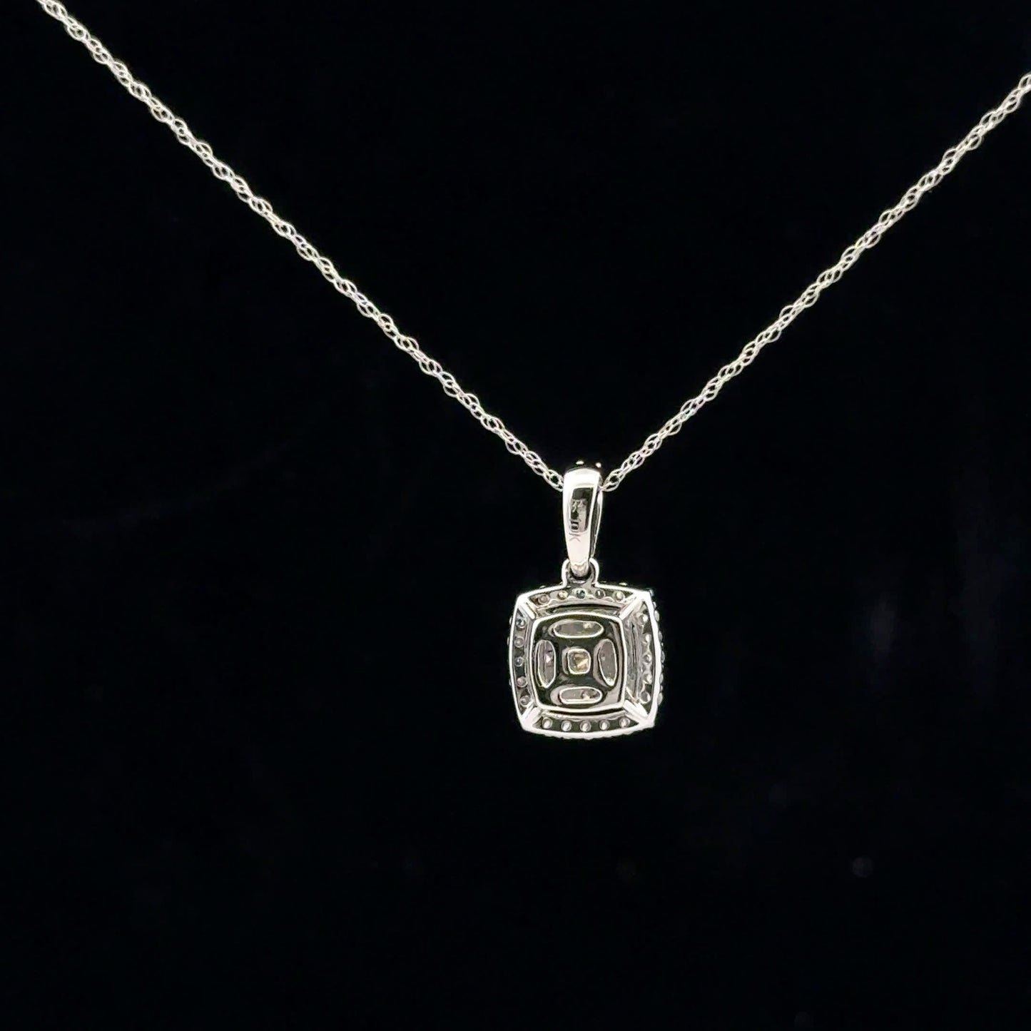0.25ctw G/SI2 Square Miracle Halo - 10KW - Natural Diamond - 53161