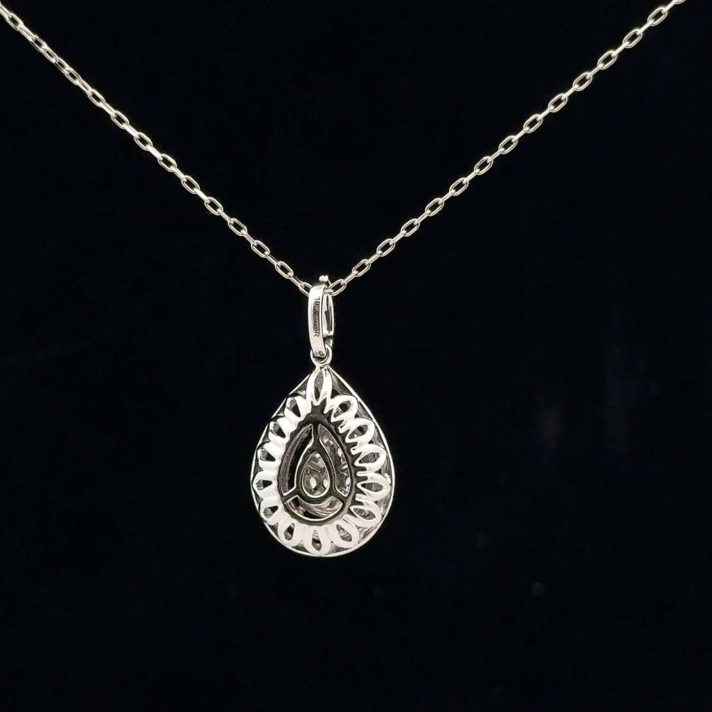 0.50ctw G/SI1 Pear Halo - 10KW - Natural Diamond - 53167
