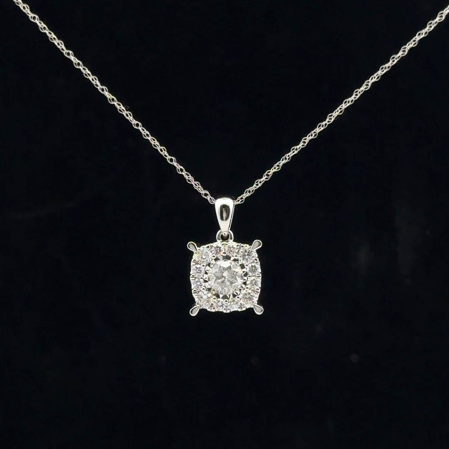 0.75ctw 0.35ct H/SI2 Round Halo - 10KW - Natural Diamond - 53173