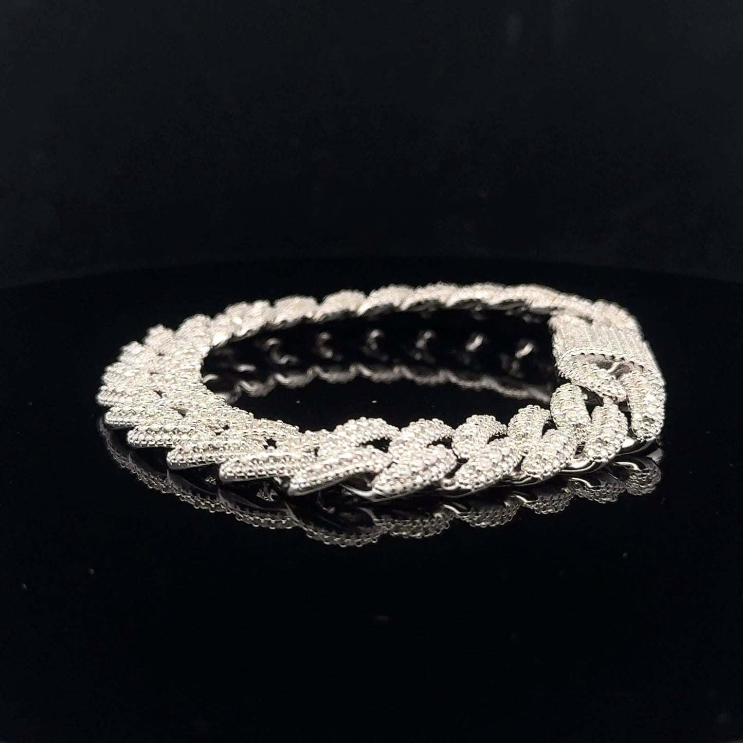 Cuban Chain bracelet 11.52ctw 12mm 8" - 925S - Moissanite - 53204