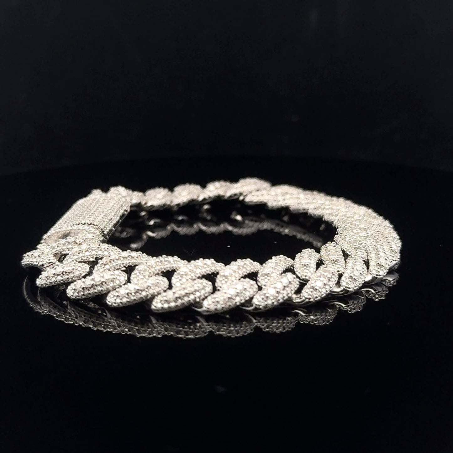 Cuban Chain bracelet 11.52ctw 12mm 8" - 925S - Moissanite - 53204