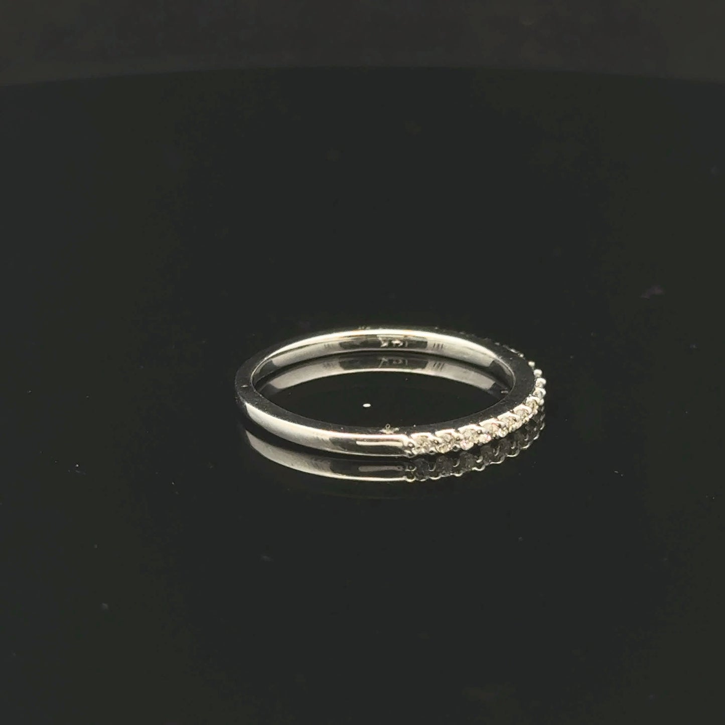 0.20ctw G/SI2 #8 Band - 14KW - Natural Diamond - 53186