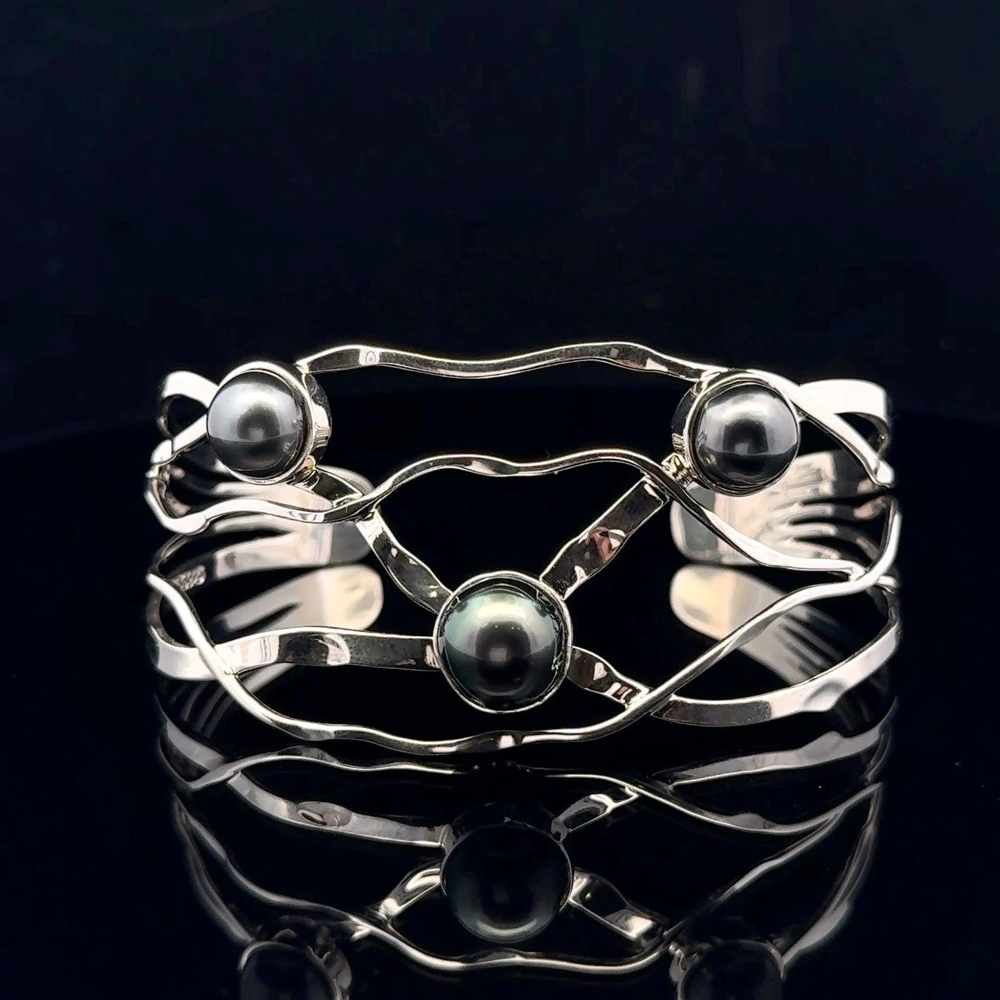 Tahiti Bracecuff Mediterranean Collection - 925S - Tahiti Pearl - 53282
