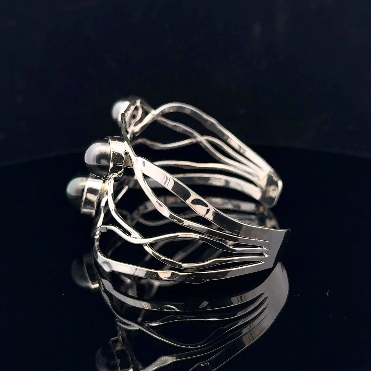 Tahiti Bracecuff Mediterranean Collection - 925S - Tahiti Pearl - 53282