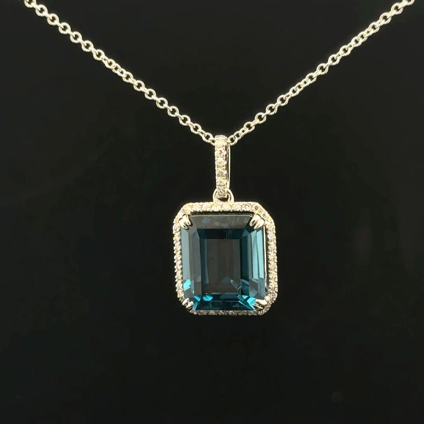 ATS0675 Necklace EFFY Topaz - 14KW - Natural Diamond - 53332