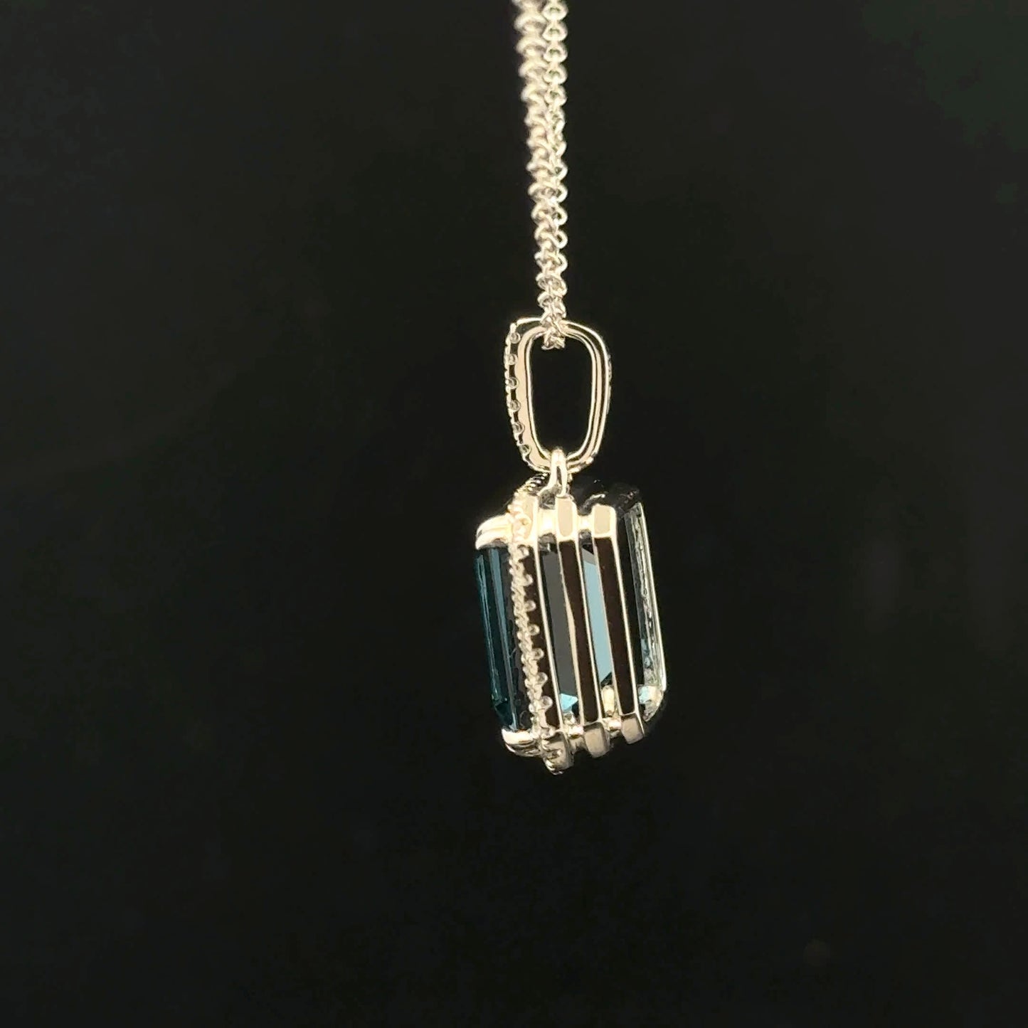 ATS0675 Necklace EFFY Topaz - 14KW - Natural Diamond - 53332