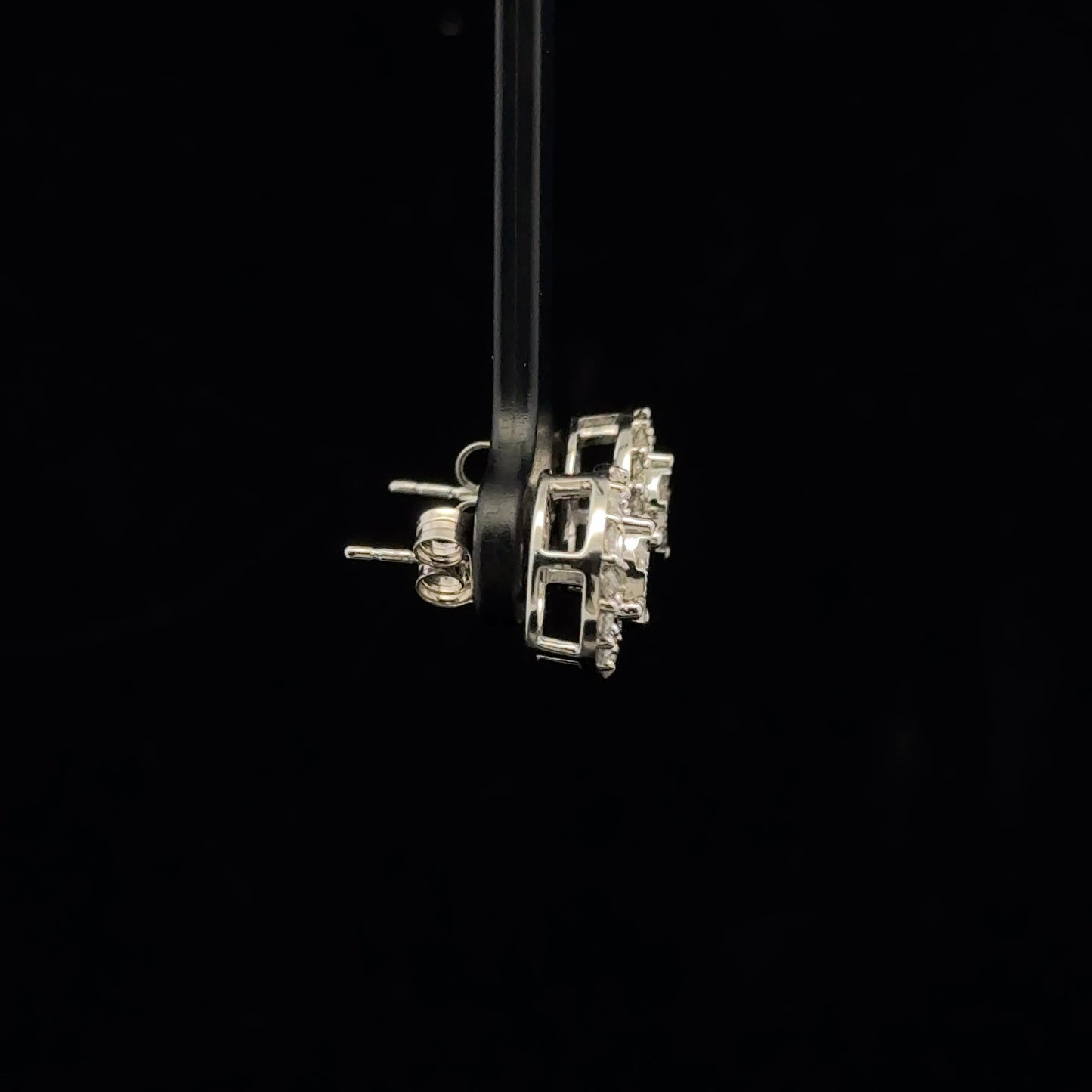 1.00ctw G/SI2 Halo Studs - 10KW - Natural Diamond - 53343