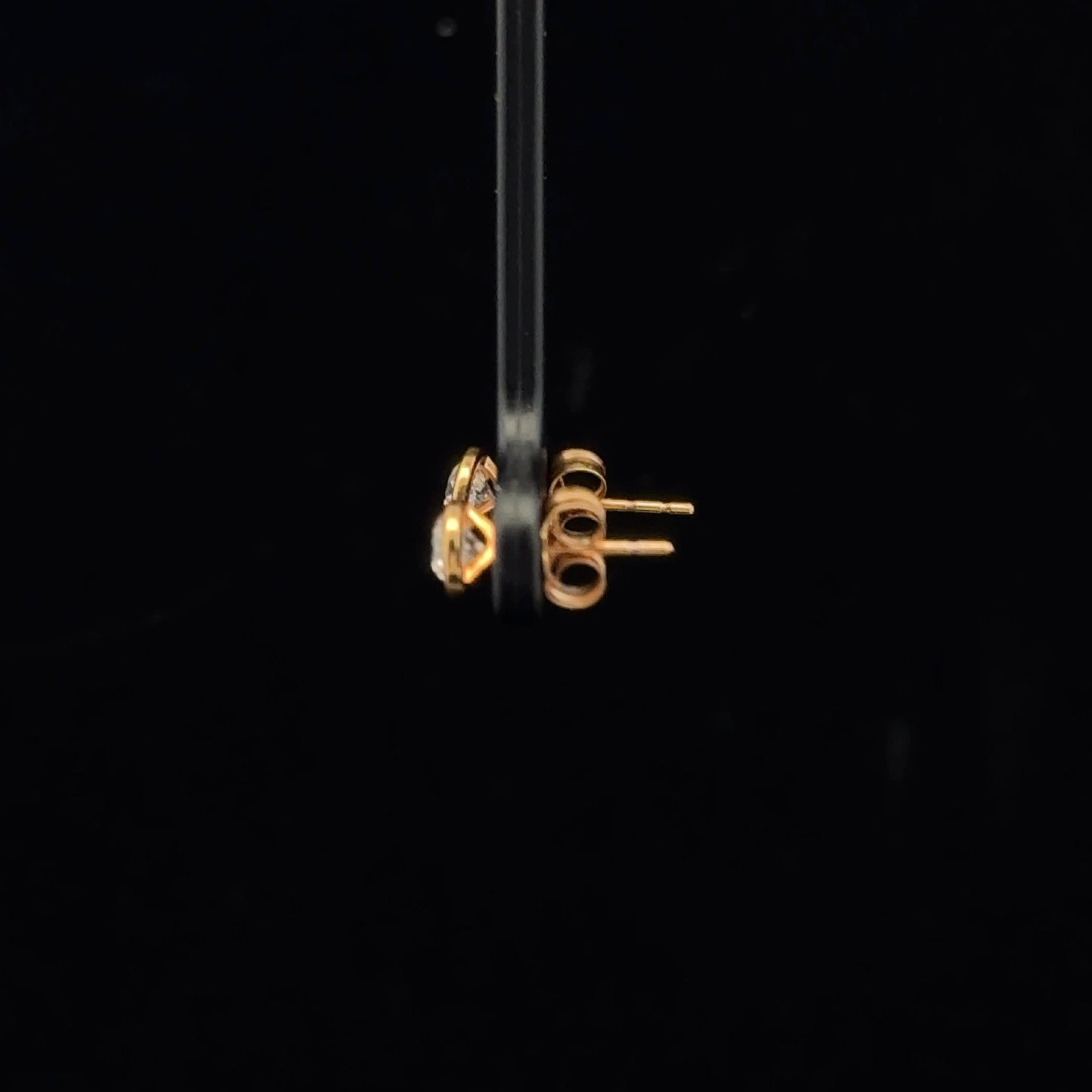 0.80ctw F/SI1 Bezel Studs - 14KR - Natural Diamond - 53346