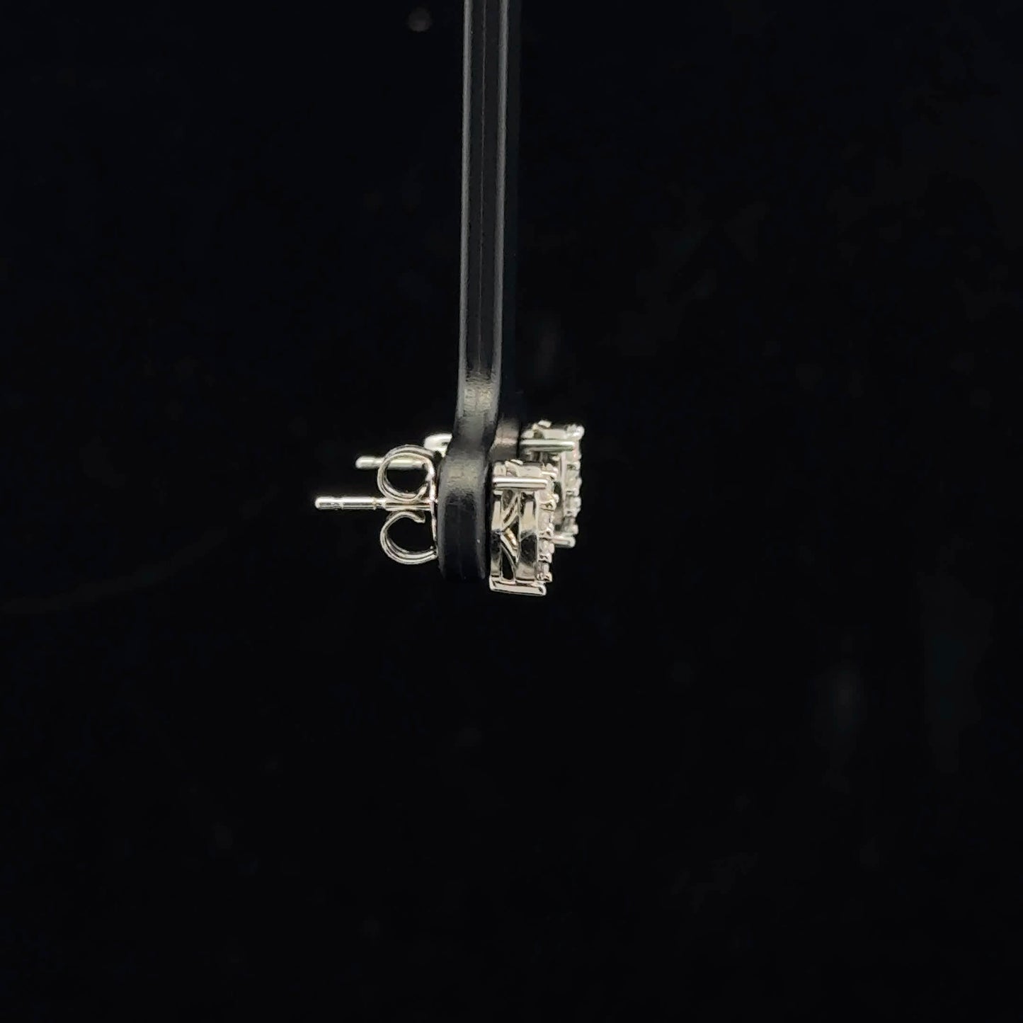 0.25ctw H/I1 Pear Studs - 10KW - Natural Diamond - 53347
