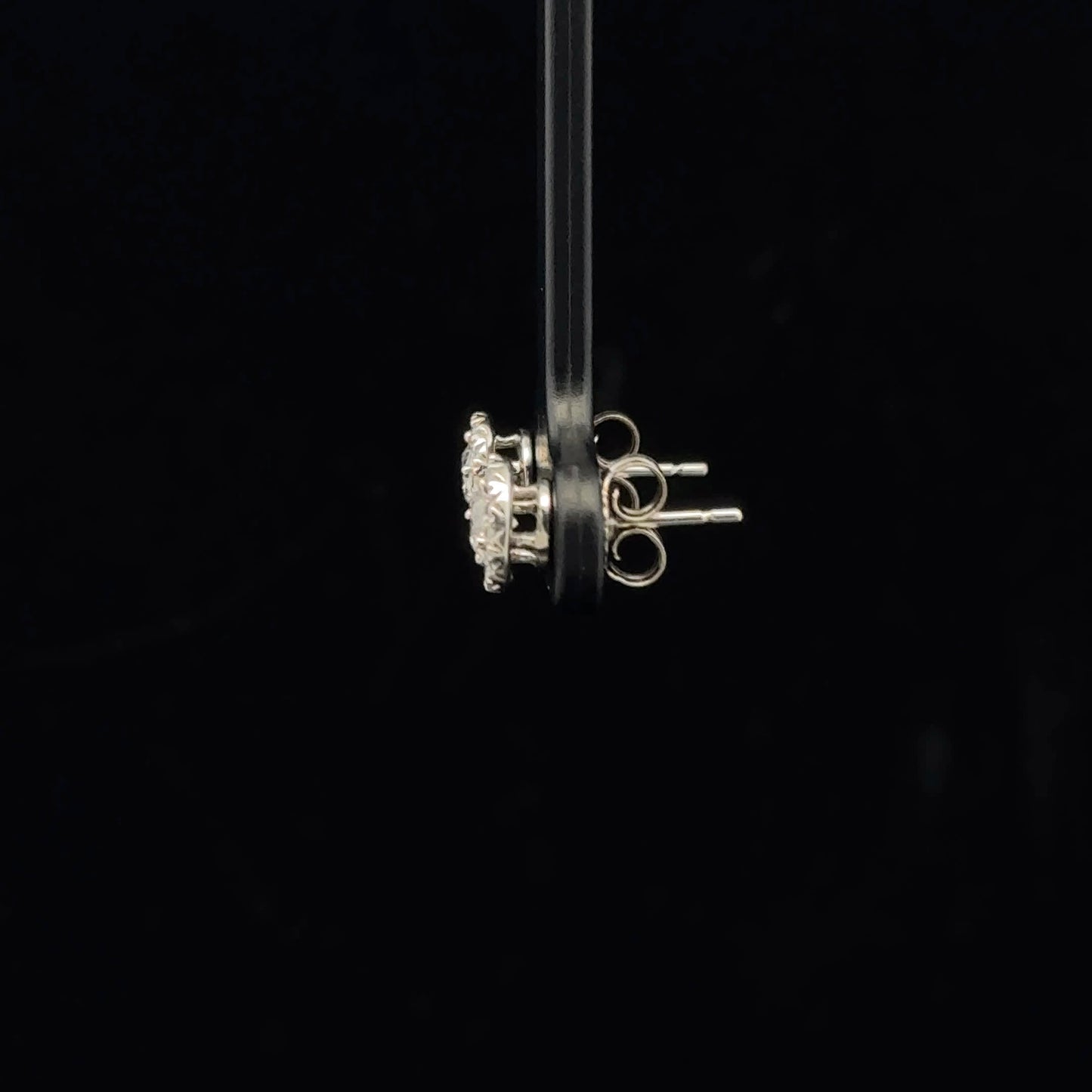 0.40ctw H/I1 Halo Studs - 10KY - Natural Diamond - 53349
