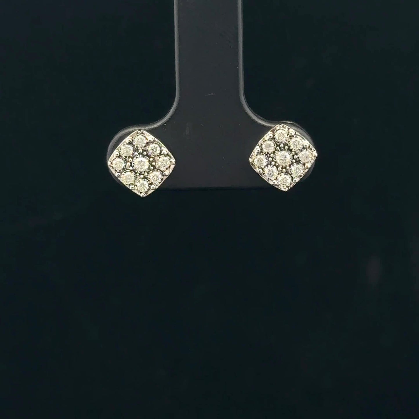 0.20ctw G/SI2 Square Studs - 10KW - Natural Diamond - 53365