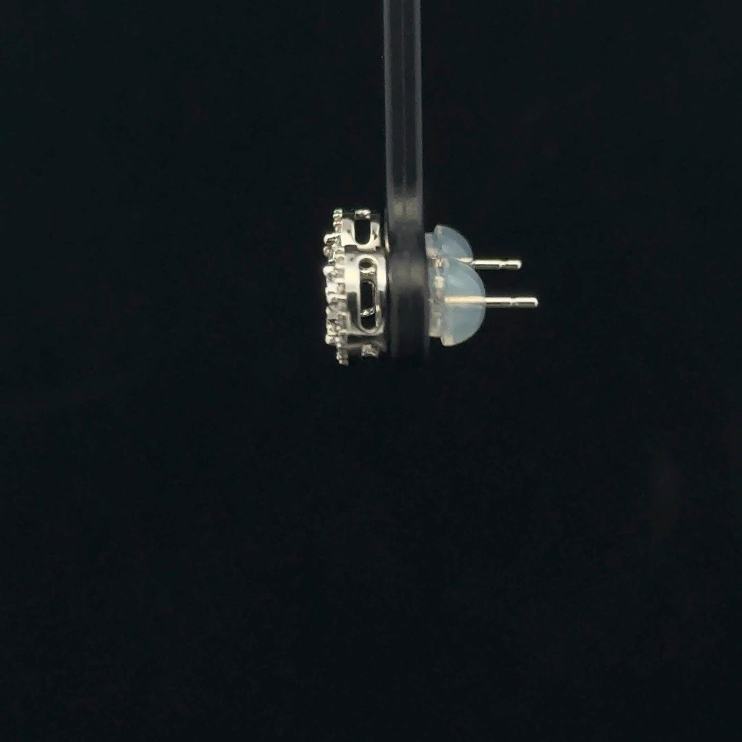 0.25ctw G/SI2 Halo Studs - 10KW - Natural Diamond - 53367