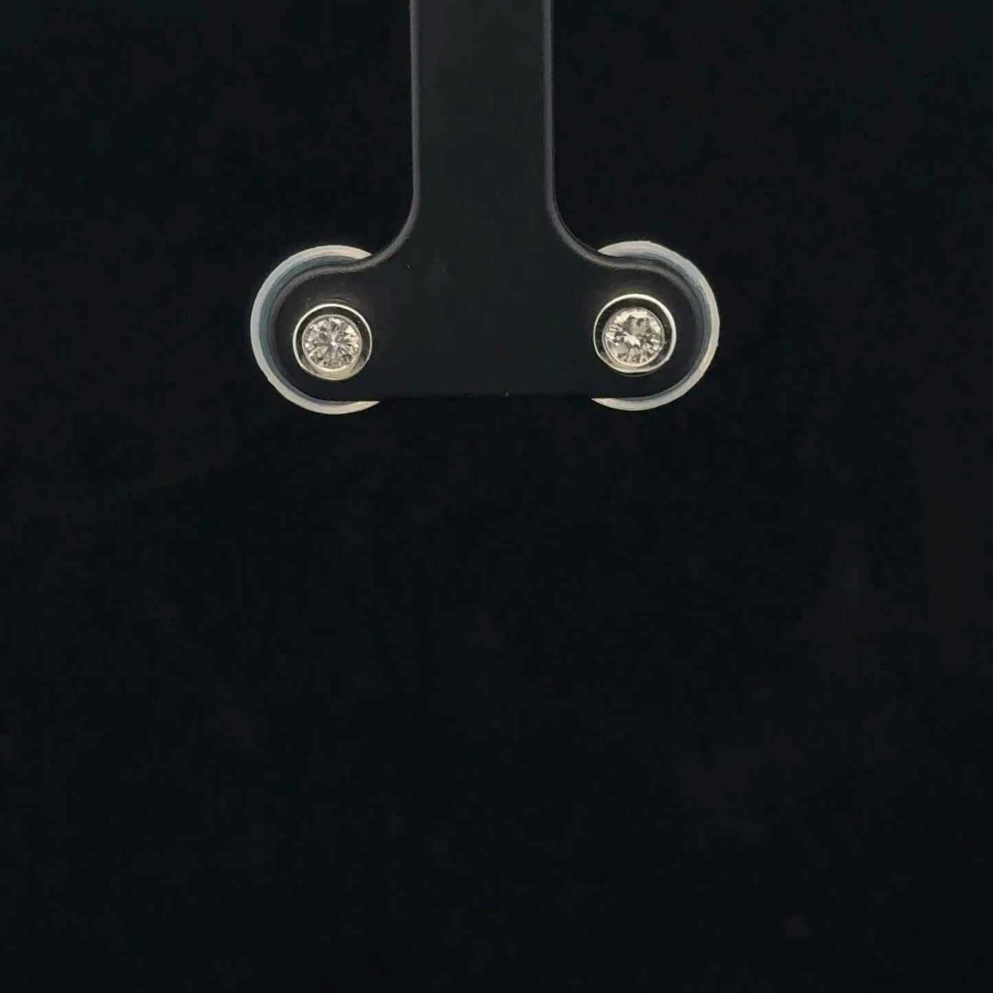 0.22ctw G/SI1 Bezel Studs - 14KW - Natural Diamond - 53384