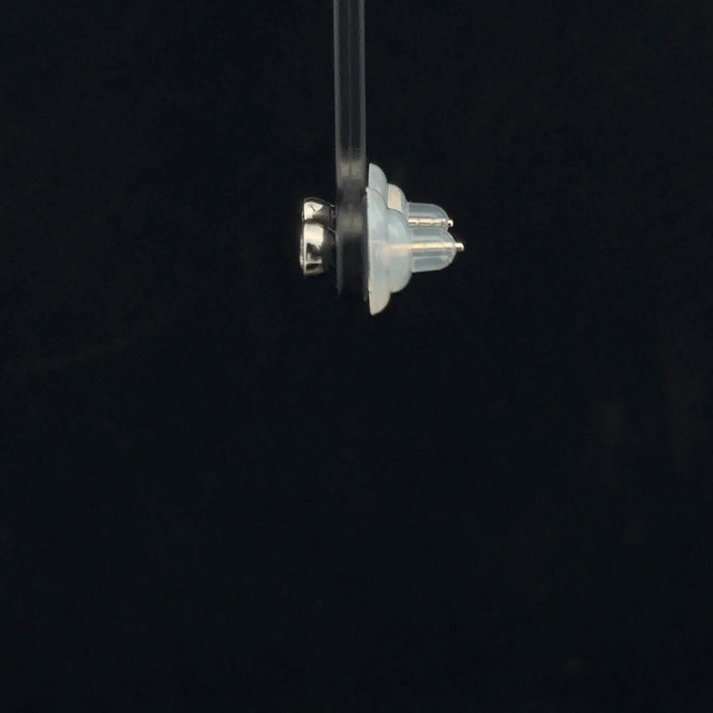 0.22ctw G/SI1 Bezel Studs - 14KW - Natural Diamond - 53384