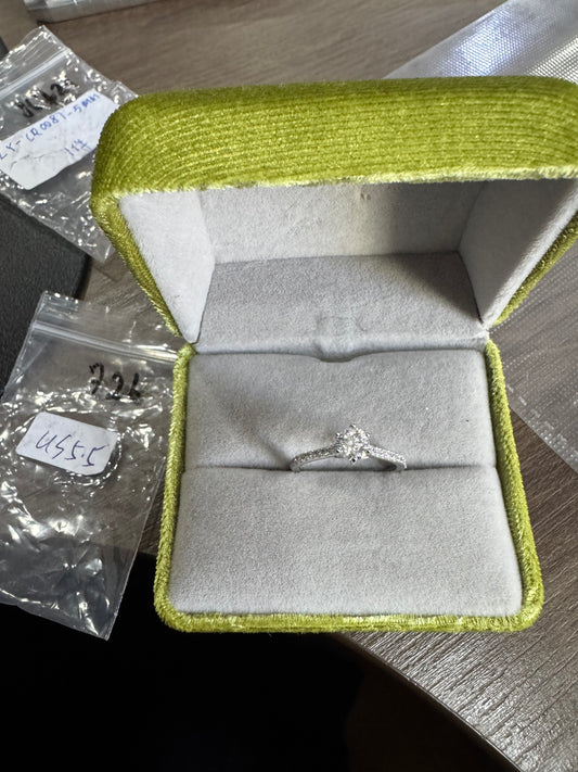 Khatan '0.50ctw - 0.30ct F/VS2 14KW - Natural Diamond - 43454
