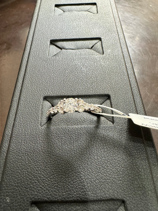 Arch G. I. #7 0.75ctw. 0.40ctr. 14KW - Natural Diamond 42079