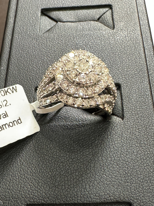 Celebrity Oval 3.00ctw. G. SI2. 10KW - Natural Diamond 42084