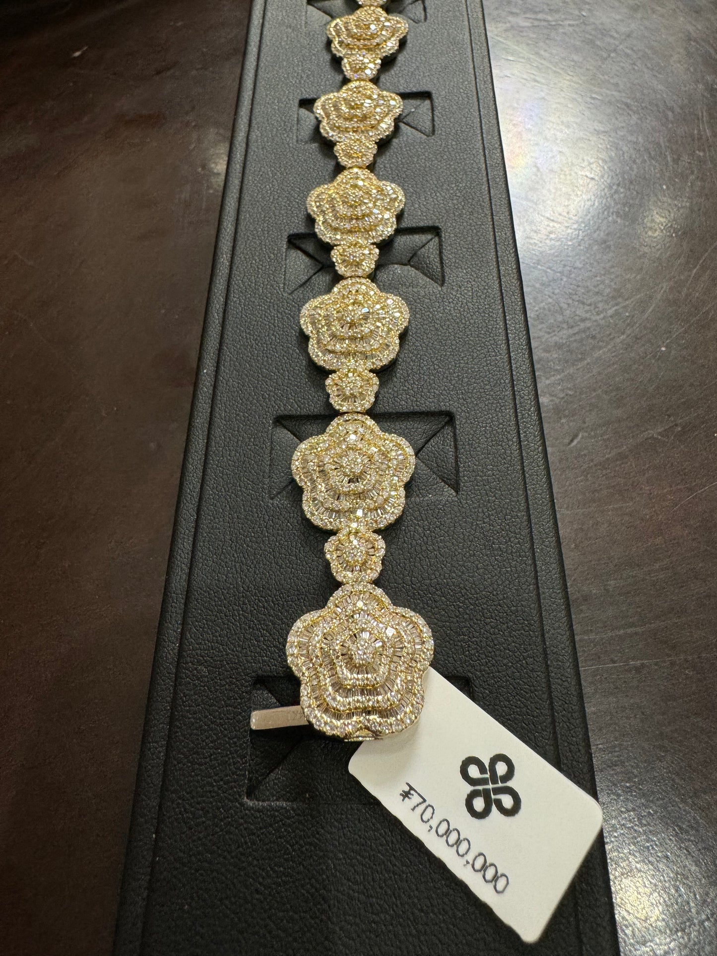 Modern Flower bracelet 9.00ctw. G/H. SI1/SI3. 14KY - Natural Diamond 42092