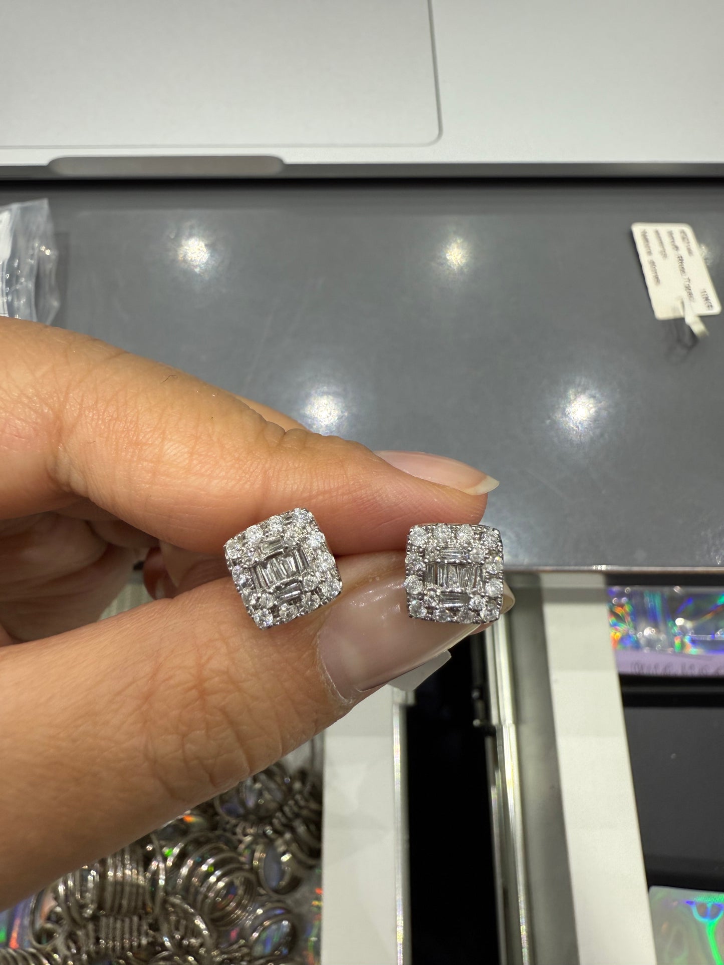 Baguette studs - 14KW - 0.90ctw G/SI1 - Natural diamond - 34296