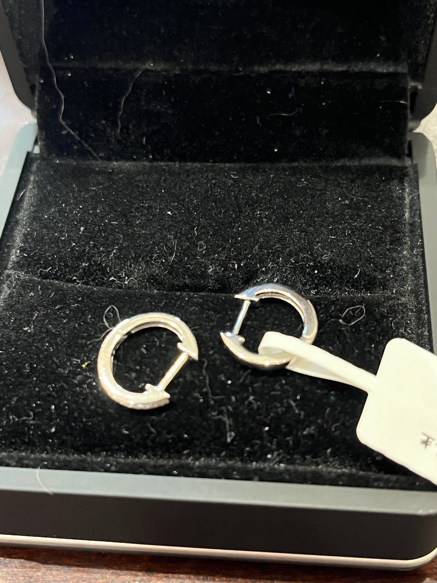 Simple hoop - 14KW - 0.10ctw H/SI1 - Natural diamond - 34371