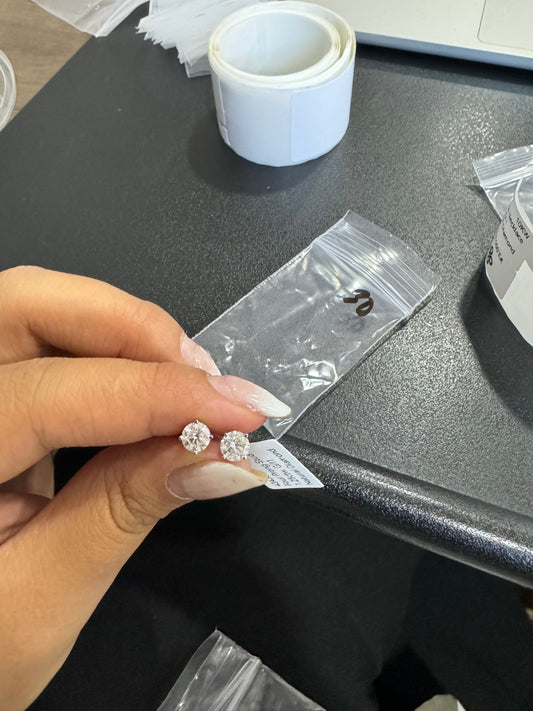 Four Prong Stud - 1.25ctw. G/I110KY - Natural Diamond - 43431