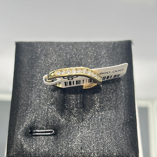 Curved band - 10KY - 0.25ctw #7 - Natural Diamond - 32073