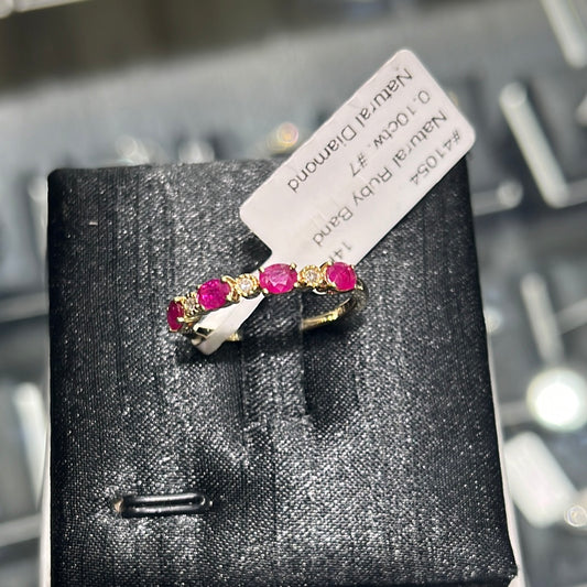 Natural Ruby Band 0.10ctw. #7 14KY - 41054